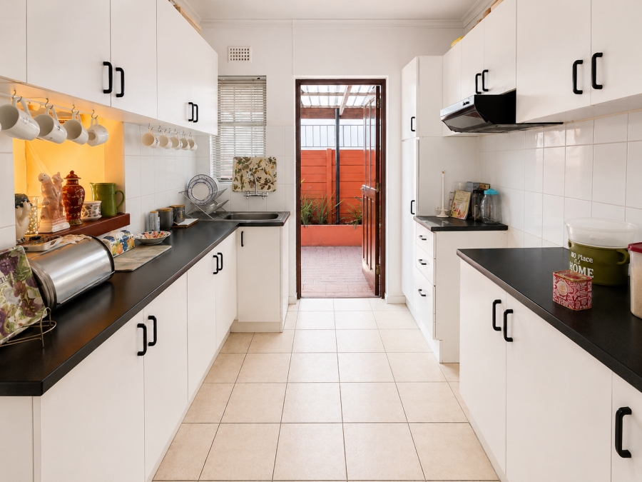 4 Bedroom Property for Sale in Clairewood Western Cape